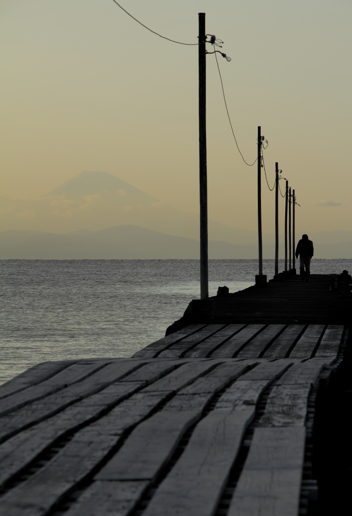 冬の夕景桟橋（その３）