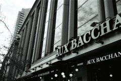 AUX BACCHANALES ① 