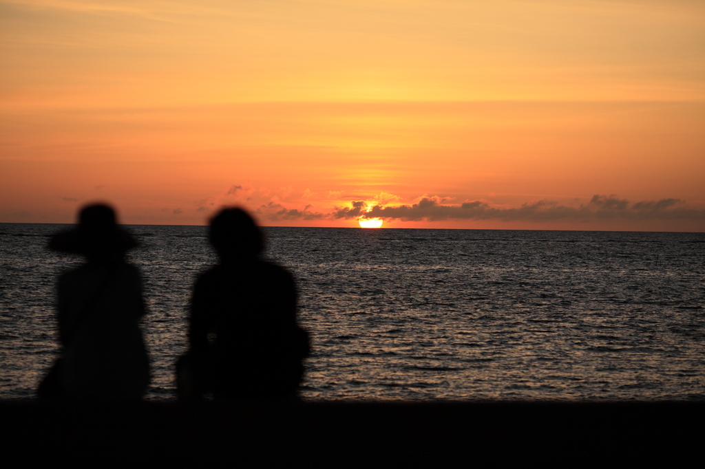 それぞれの夕日