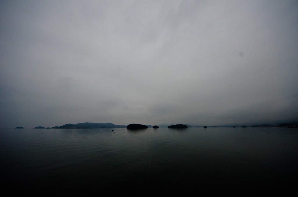 朝の大村湾