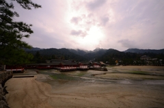 干潮の厳島神社