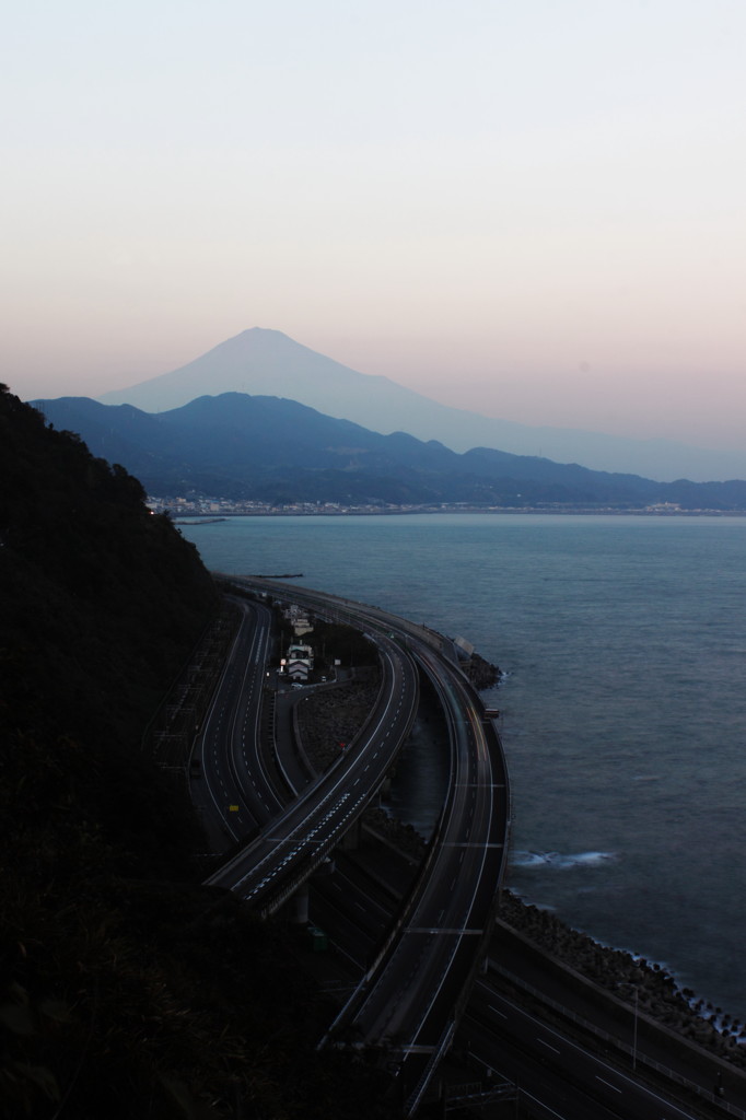 広重も見た富士-夕暮れ-