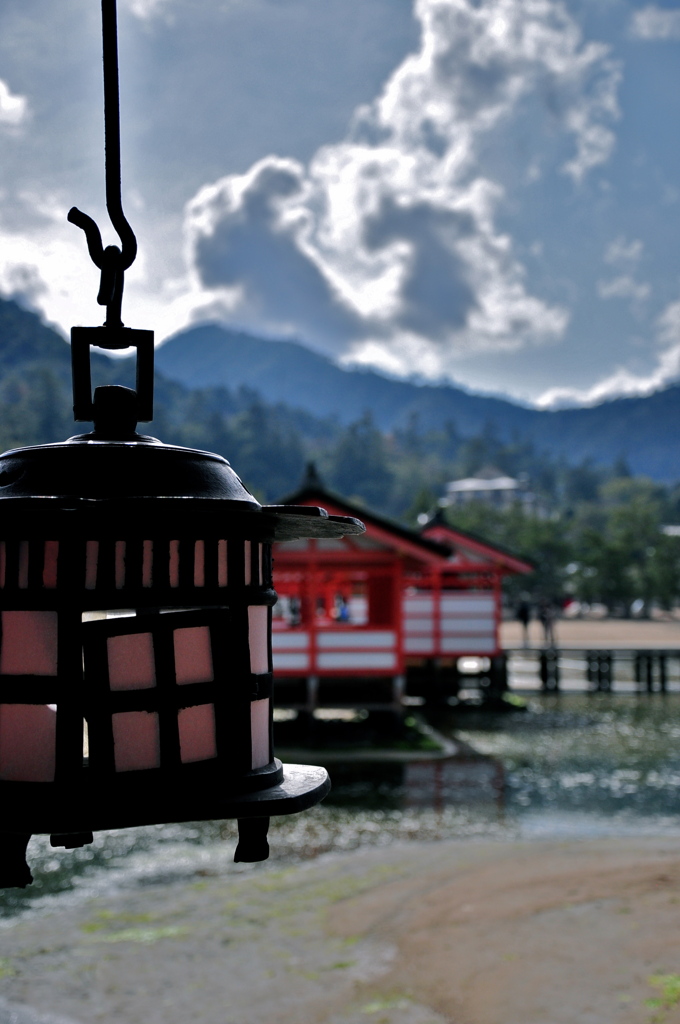 厳島