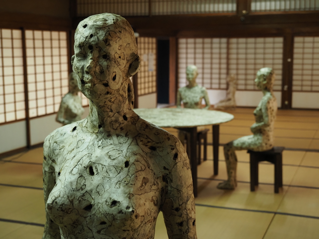 浄厳院国際芸術祭04＿ヒトガタ