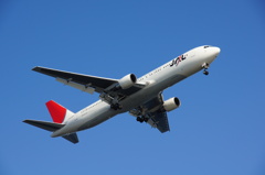 JAL　JA8268