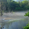 朝靄漂う池