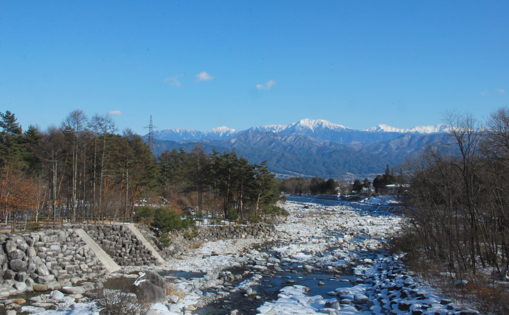 駒ヶ根高原　菅の台より　南アルプスの展望