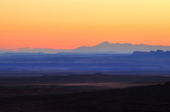 モニュメントバレー地平線