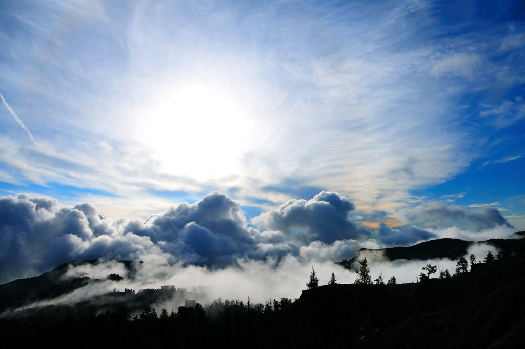 ブライスキャニオン朝靄