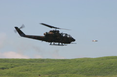 対戦車ヘリコプター AH-1S（コブラ）