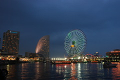 屋形船と夏の夕闇