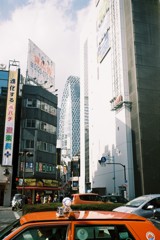 ビルに見る昭和と平成