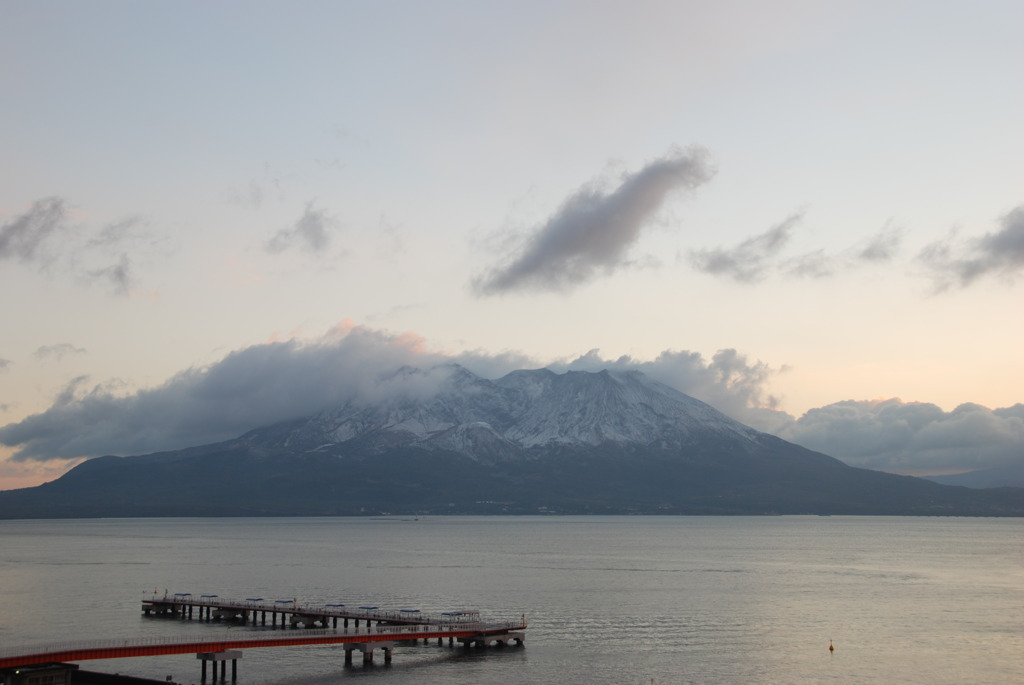 雪の桜島