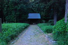 ひっそりと･･･