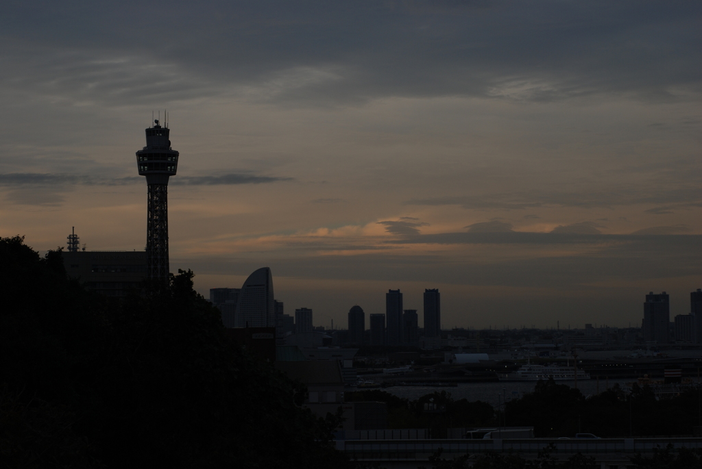 港の見える丘からの夕景