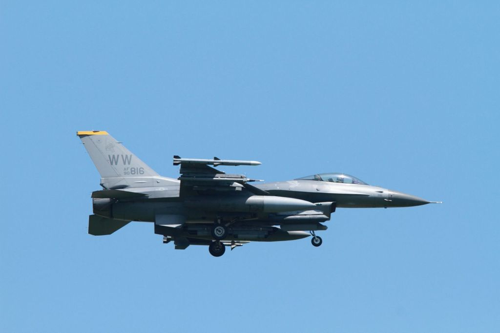 F-16 ファイティングファルコンその①