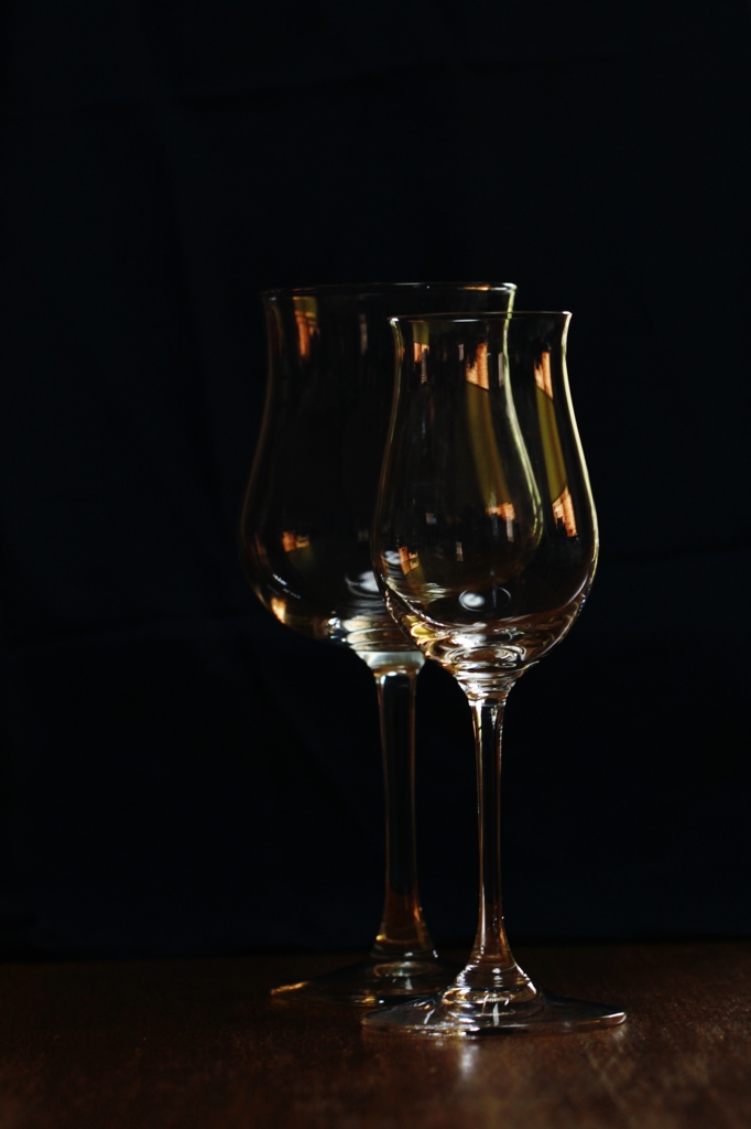 WINE GLASS