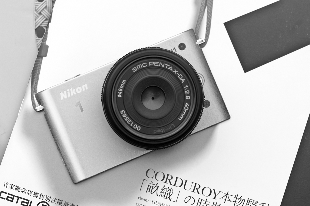 Nikon 1 J1 + DA40mm Limited