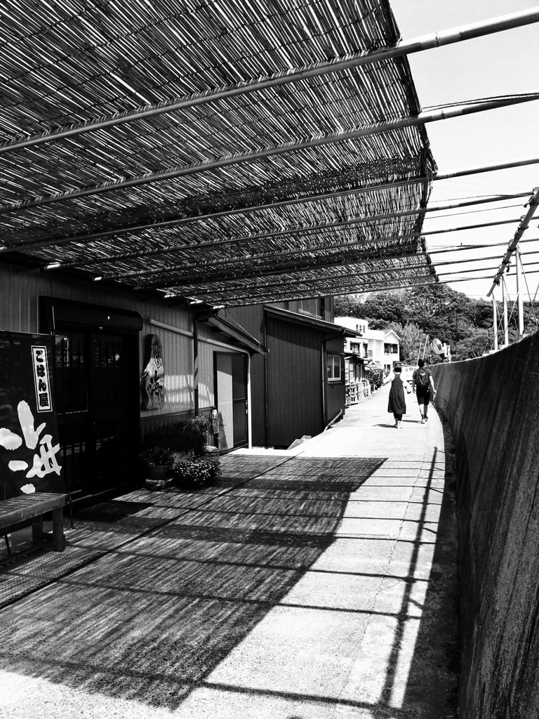 島の路地裏