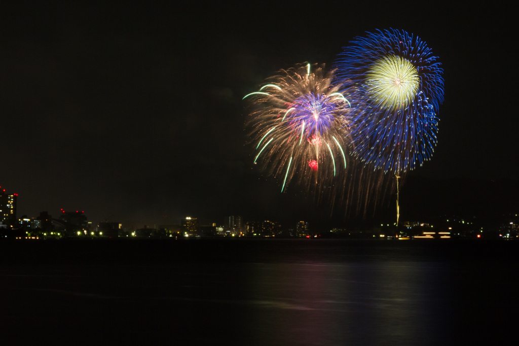 今年は対岸にて撮影01