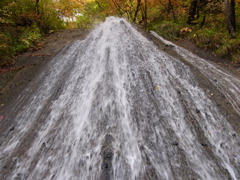 秋の滝