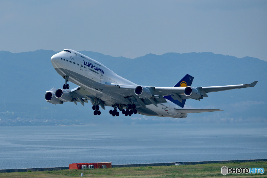 関西国際空港にて