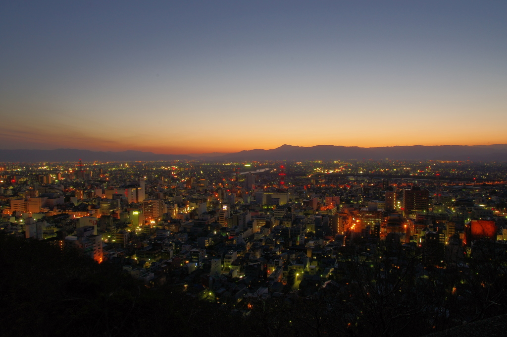 4月の夕暮れ