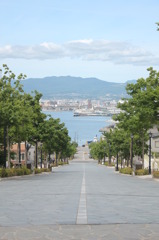 海の見える坂道