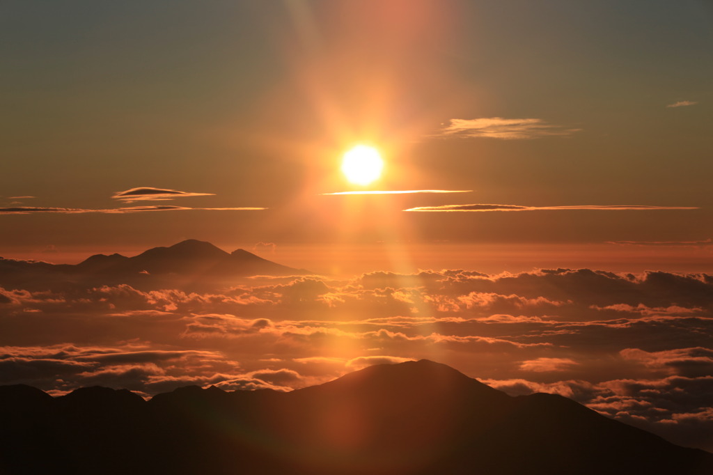 雲上の夜明け