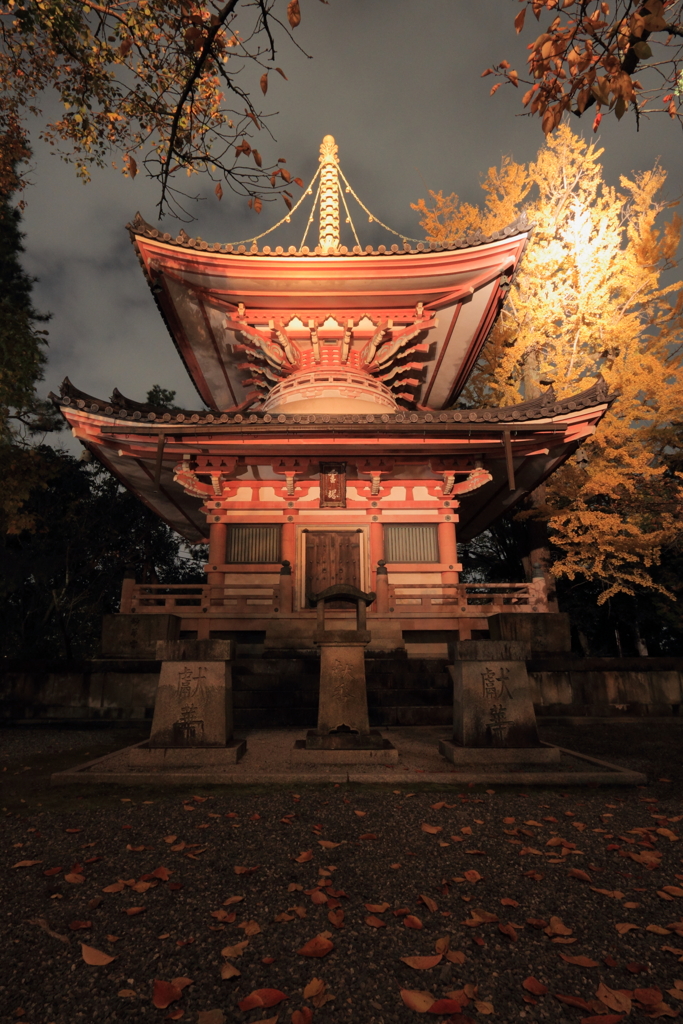 浄土宗総本山　知恩院　霊塔