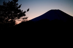 夕暮れの富士山