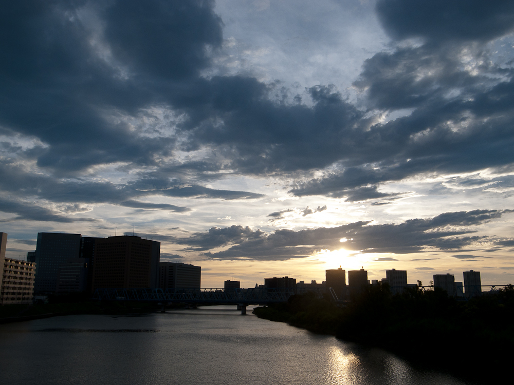 雲を引き連れて