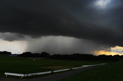 雨が来る