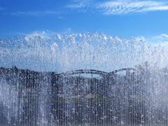 噴水の向こう側