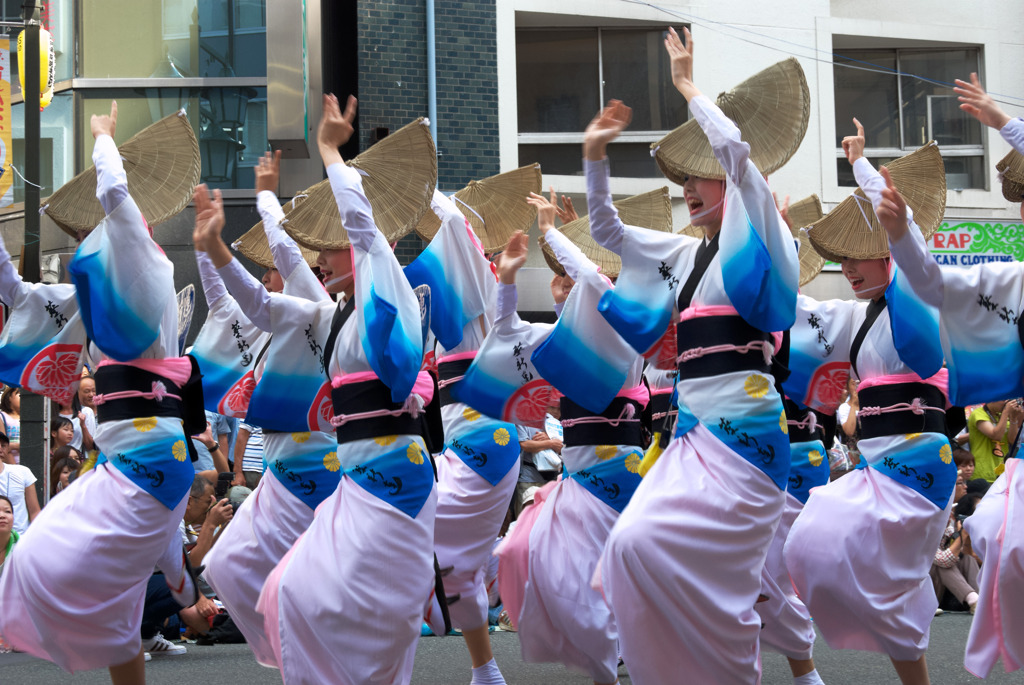 踊人（おどりびと）