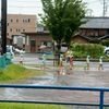 雨中の行進