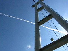 九重夢大吊橋と飛行機雲
