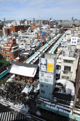 東京雪景　浅草雷門上から