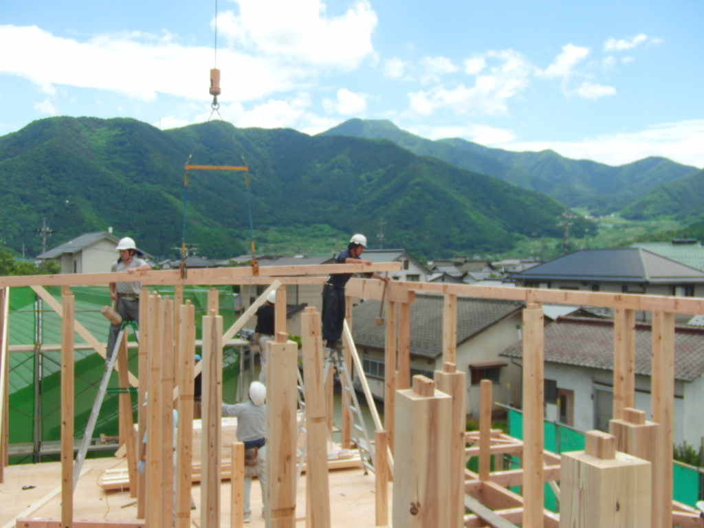 H様建て方～小屋組～