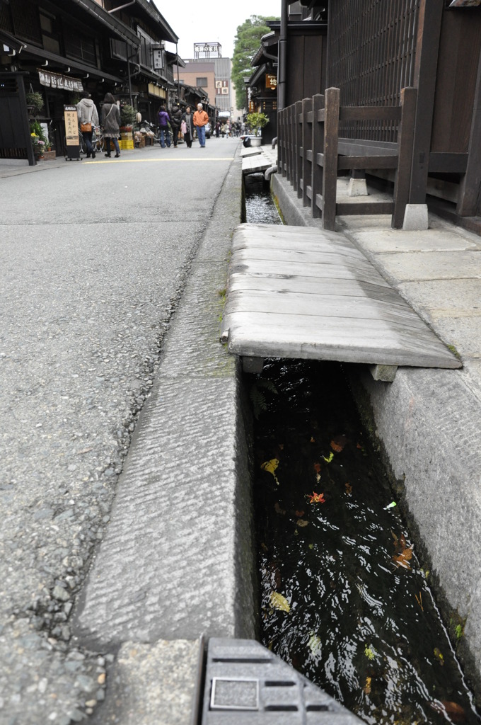 高山水路