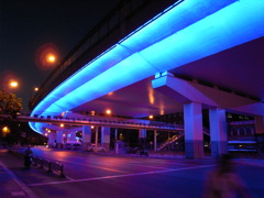 上海の光速道路