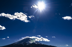 大月秀麗富嶽十二景　三つ峠からの富士山