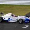 ホームストレートを快走する！三浦愛選手