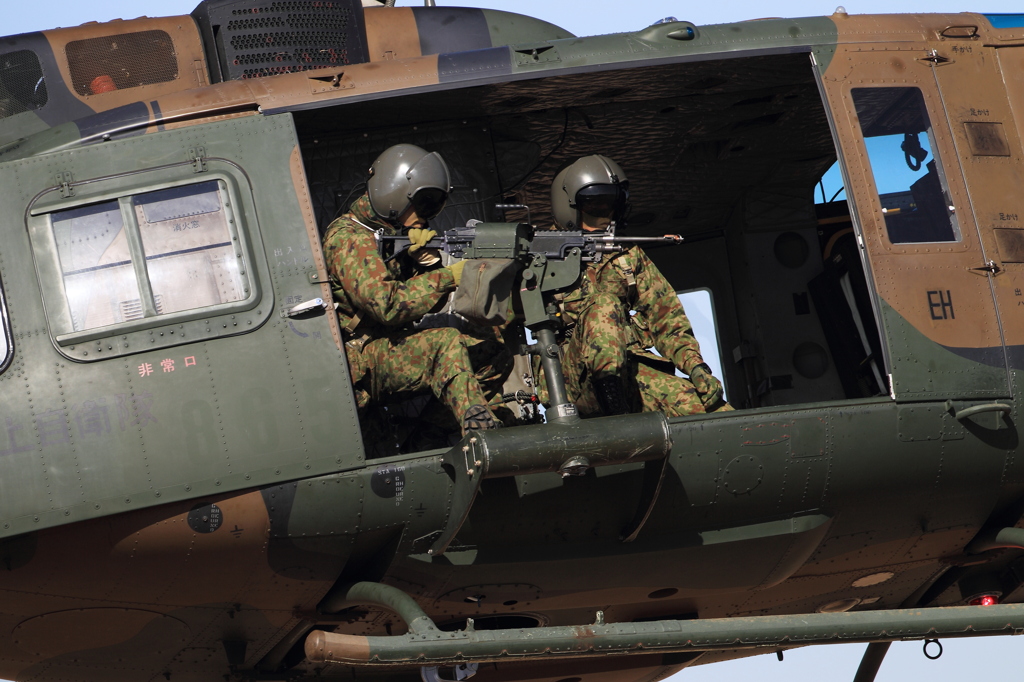 5.56mm機関銃掃射