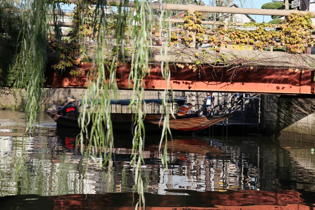 古都の秋，佐原水郷めぐりにて