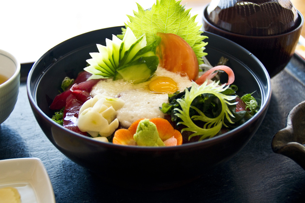 鰹のたたき丼