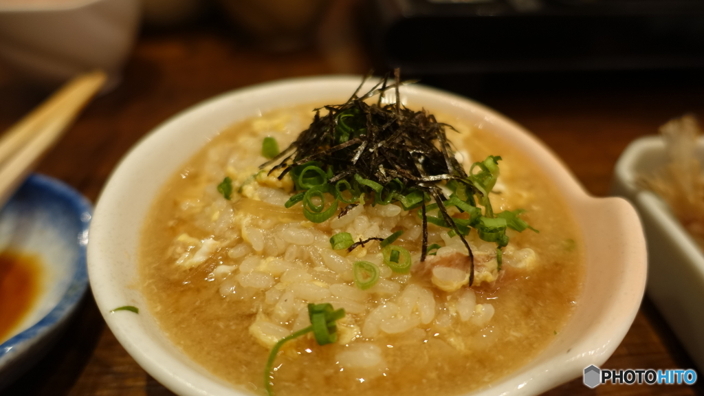 太るのは分かってるけど、鍋の〆の雑炊は美味いと思うんだ