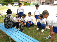 跡市小学校