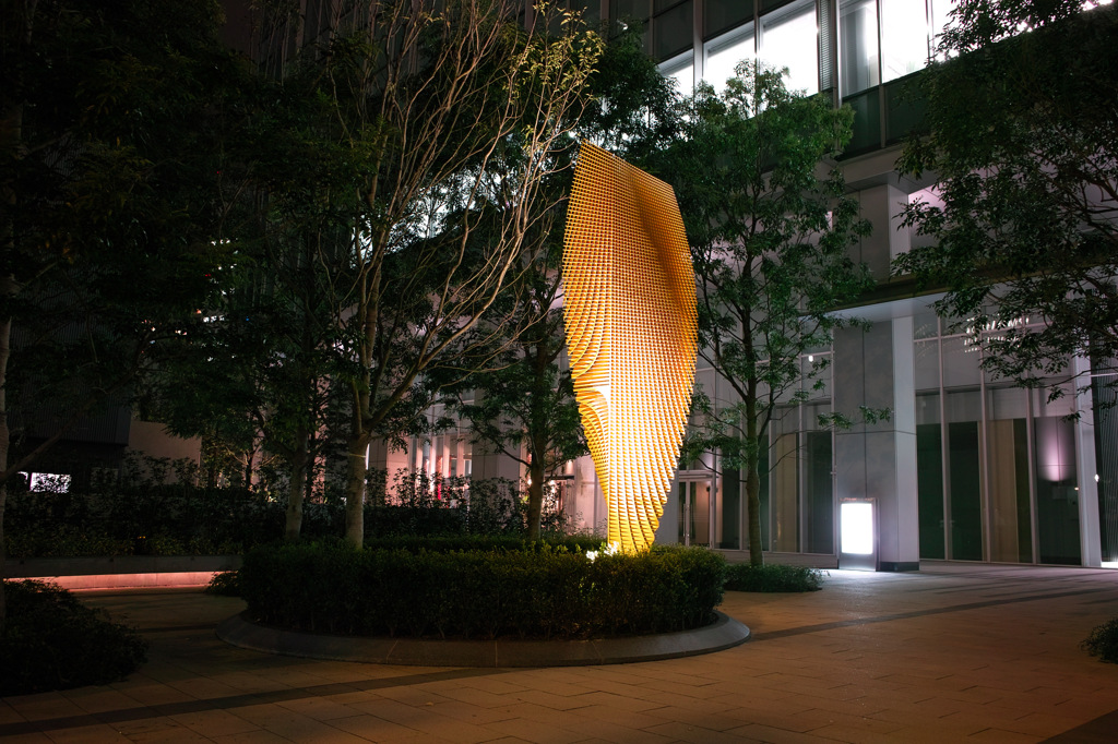 光と影のオブジェ