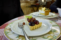 3種の葡萄ケーキ